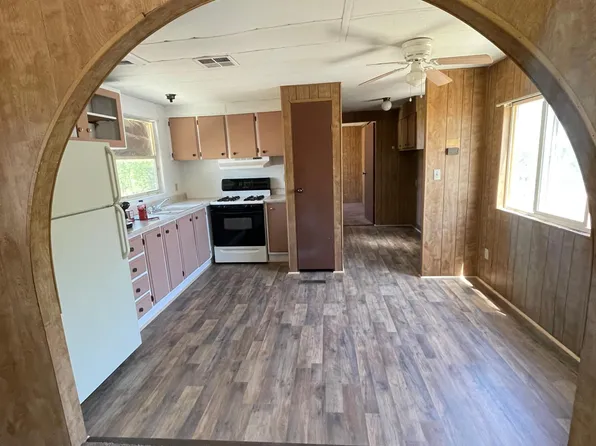 201 N Prickly Pear Ave, Benson, AZ