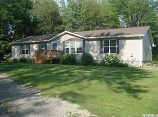 8648 Fee Rd, Orwell, OH 44076