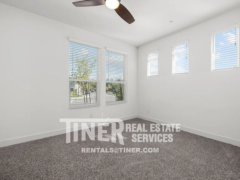 4152 Rotor Ln — Photo 29