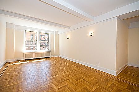 4th image of 201 W 85th St APT 7D