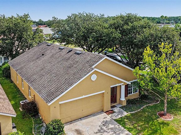 3rd image of 544 CYPRESS TREE COURT