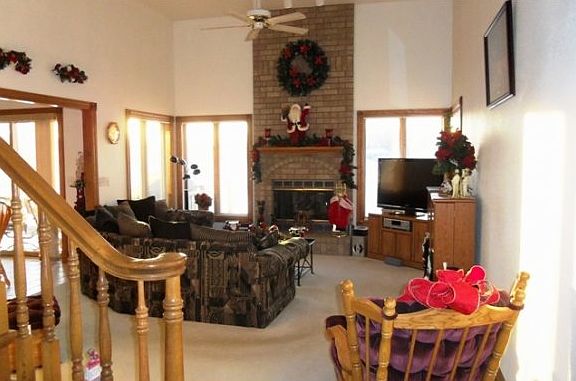 4th image of this home