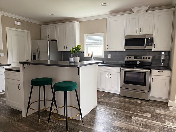 5th image of 14309 Whisper Rill Ln #715