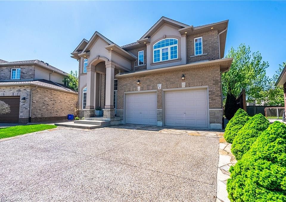 1st image of 24 Edgecroft Cres