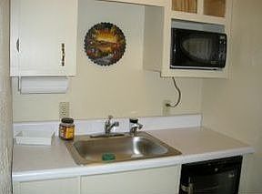 2nd image of 2081 SW Shorewood Dr
