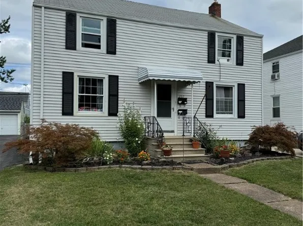297 Westgate Rd, Buffalo, NY 14217