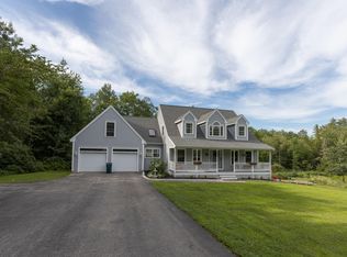 16 Apple Ridge Dr, Biddeford, ME 04005