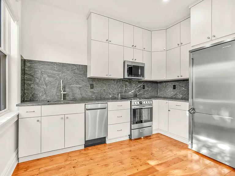 16 Suydam St #1 — Photo 2