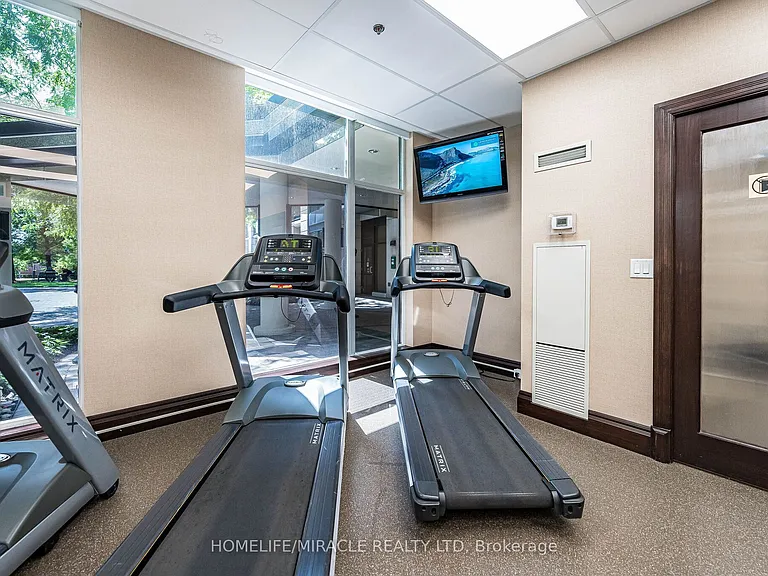 18 Harding Blvd #121 — Photo 48