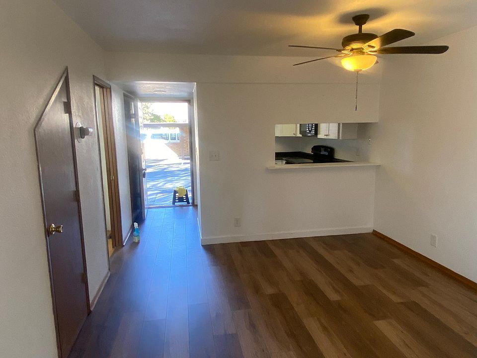 1st image of 3104 N Truckee Ln