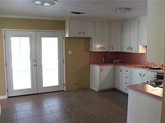 3rd image of 2378 W Laura Dr