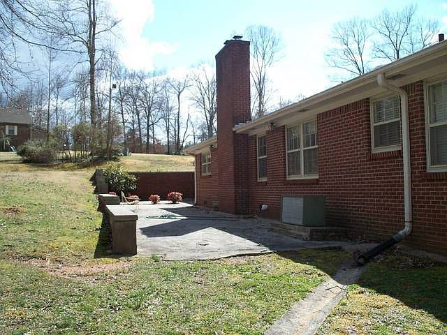 2nd image of 129 Hillandale Dr
