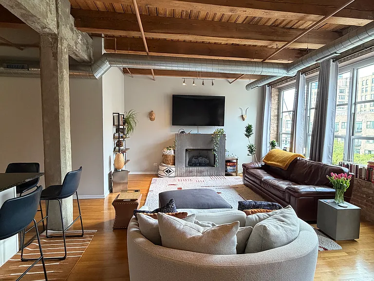 333 S Desplaines St #605 — Photo 6