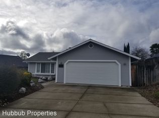 516 Springer Dr, Redding, CA 96003