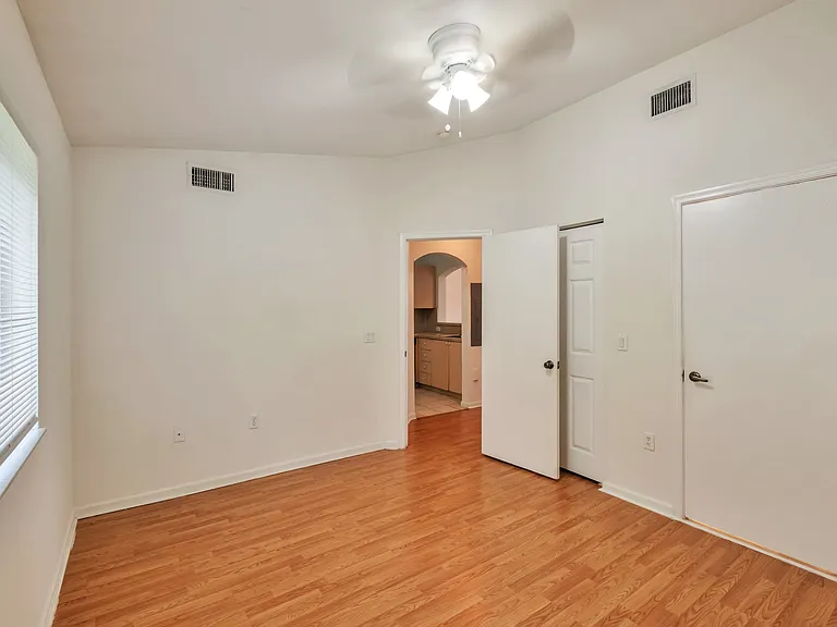 3504 Briar Bay Blvd #205 — Photo 16
