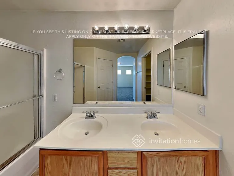 7106 N 77th Dr — Photo 13