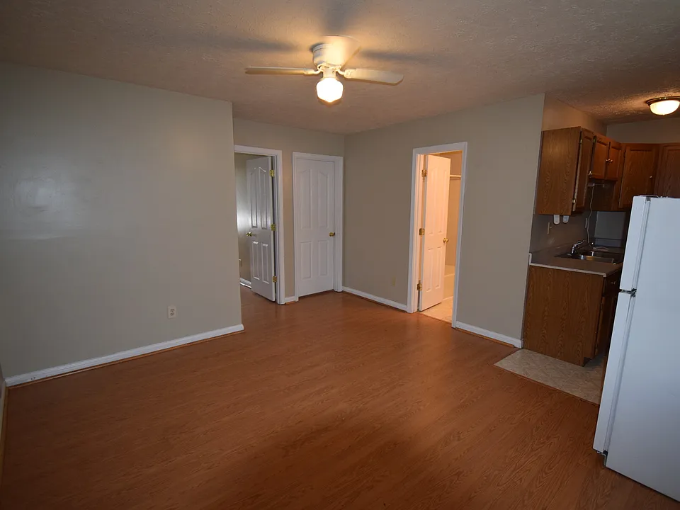 113-4 Hagerman Ct