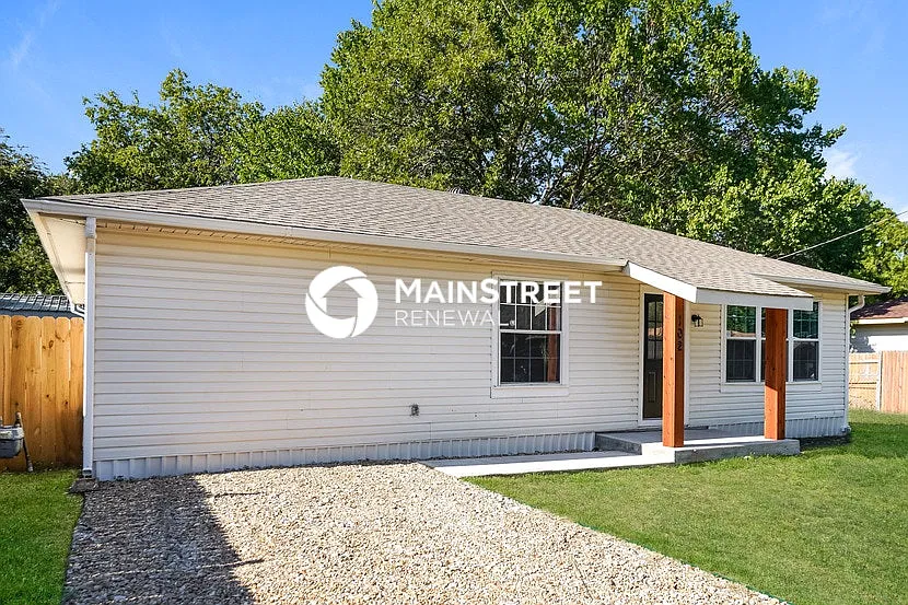 102 Barton Street — Photo 4