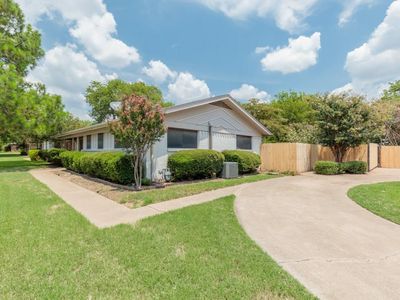 812 Glenda Dr, Bedford, TX, 76022