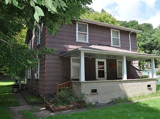 3853 Pond Creek Rd, Pinsonfork, KY 41555