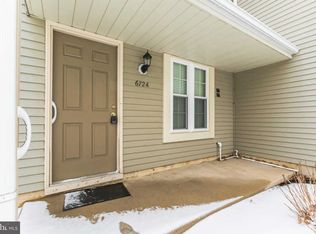 672 Thornwood Dr, Mount Laurel, NJ 08054