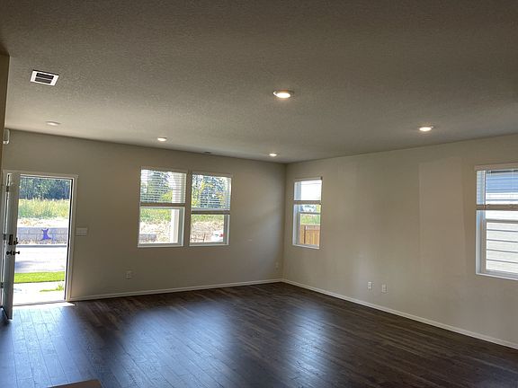 4th image of 11518 NE 16th St