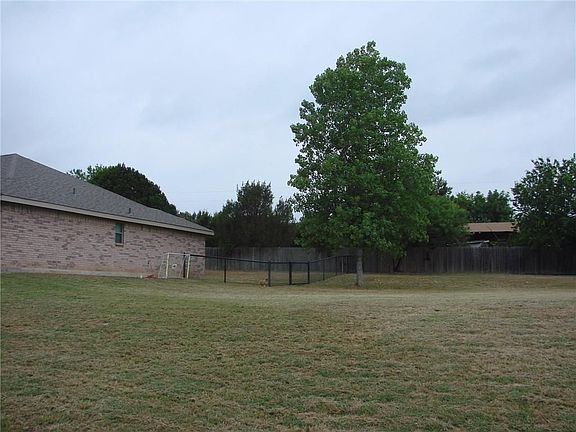 4th image of 2206 Snake River Dr
