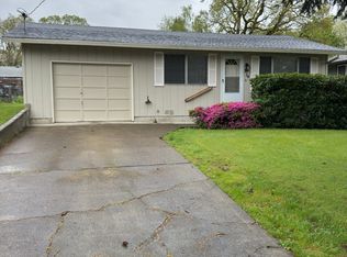 374 S 11th St, Saint Helens, OR 97051