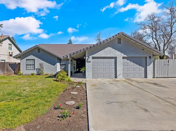 822 E Ferguson Avenue, Visalia, CA 93292