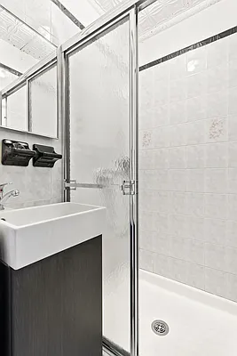 Rented by Compass | media 14