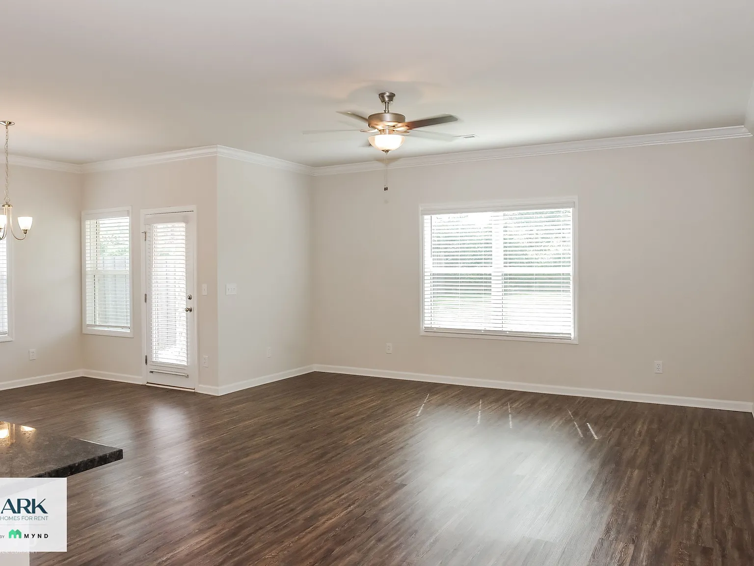 4 bed, 3.0 bath, 1974 sqft, $1,929 — Photo 2