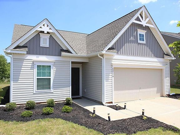 3rd image of 5716 Baverhof Dr