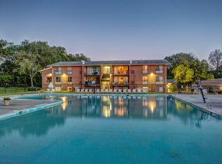 Hampton Manor Apartments & Townhomes, Cockeysville, MD 21030