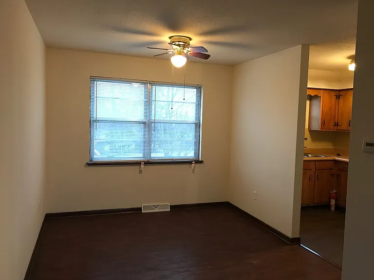 1484-86 S Sonora Dr — Photo 6