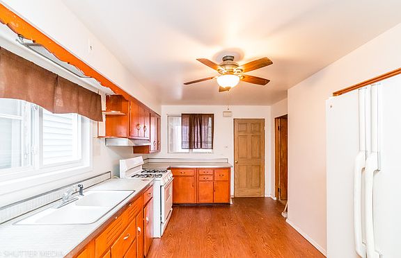 3rd image of 4923 W 28th Pl