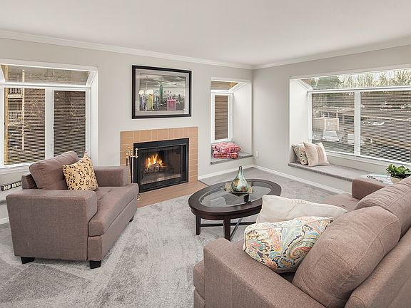 4th image of 7382 W Lake Sammamish Pkwy NE #2-206