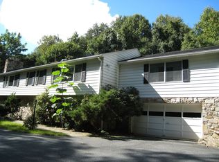 13411 Bladon Rd, Phoenix, MD 21131