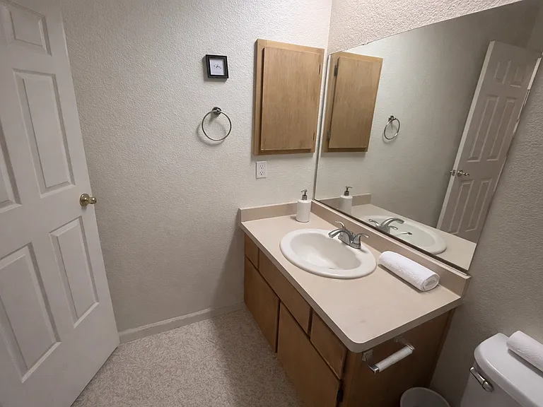 645 Adams St #5 — Photo 5