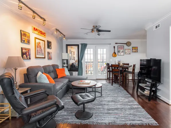 634 President Ronald Reagan Way, Nashville, TN 37210