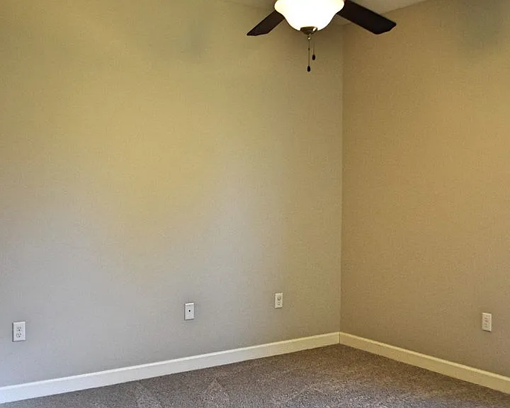 416 Tropical Way — Photo 23