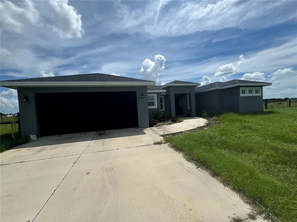 1001 NE Whidden St, Arcadia, FL 34266