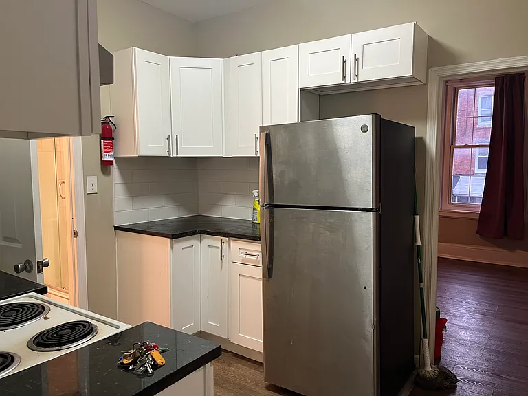 2255 N Park Ave #2A — Photo 7