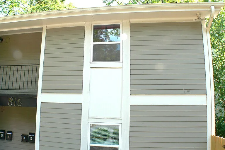 815 Clay St #C — Photo 1