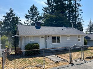 8434 36th Ave SW, Seattle, WA 98126
