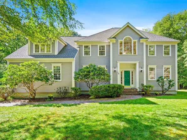 14 Annie Moore Rd, Bolton, MA 01740