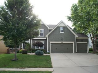 15801 Cedar St, Overland Park, KS 66224