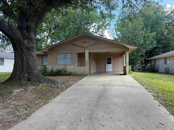 2307 Diane Dr, Pine Bluff, AR 71603