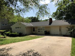 5010 Reeds Rd, Mission, KS 66202