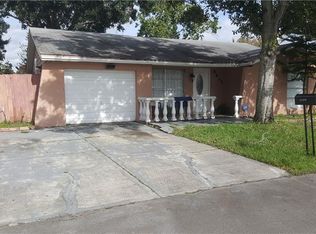 8805 Frostwood Ct, Tampa, FL 33634