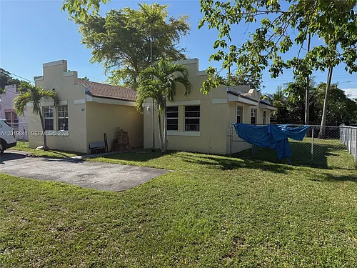 1501 NW 57th St Photo 1
